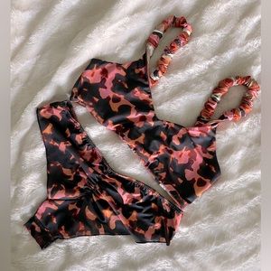 Bonvie Bikini Top 👙